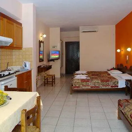 Apollon Aparthotel Platanias